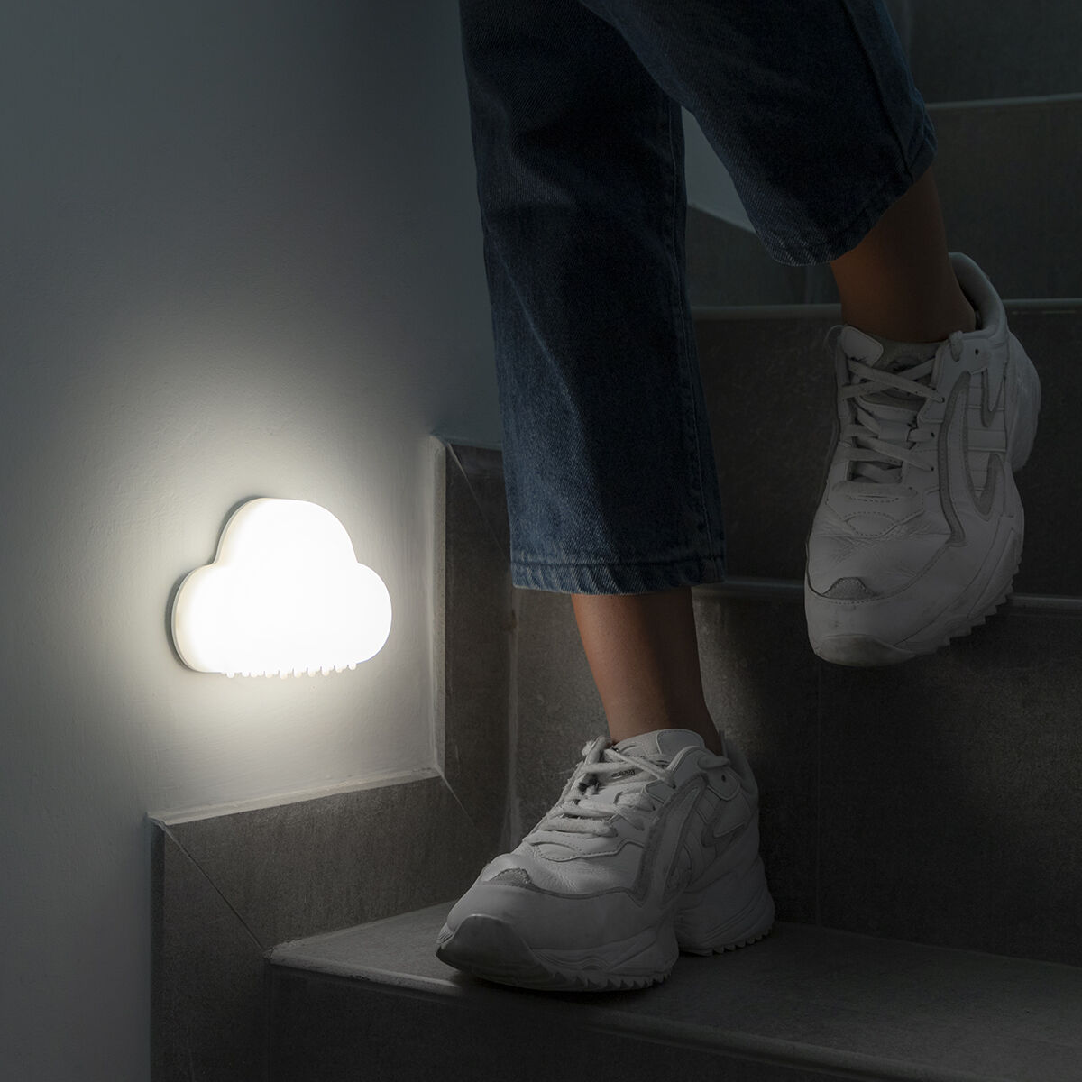 Bärbar smart LED-lampa Clominy InnovaGoods - 6