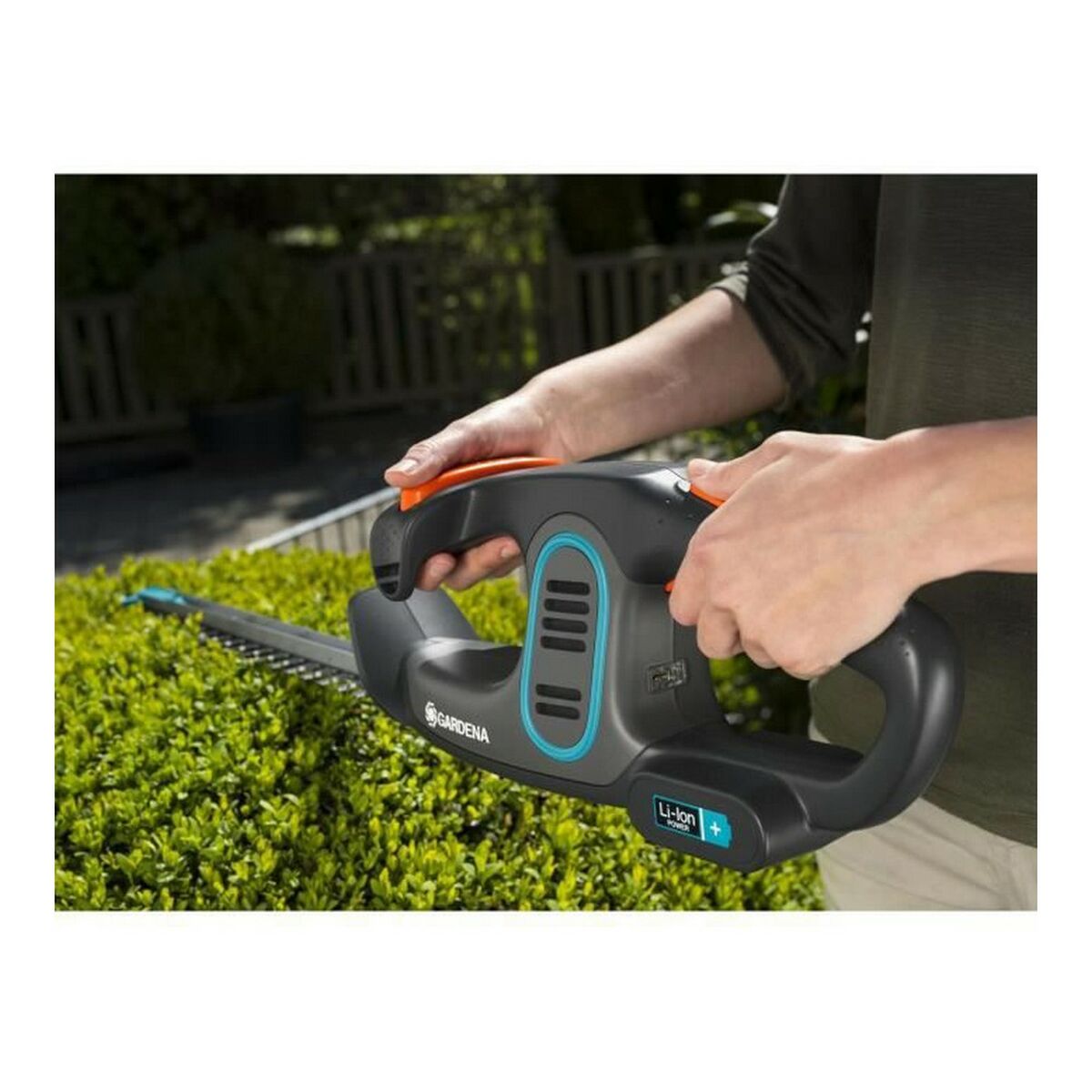 Häcktrimmer Gardena EasyCut 14,4 V 2 Ah - 5
