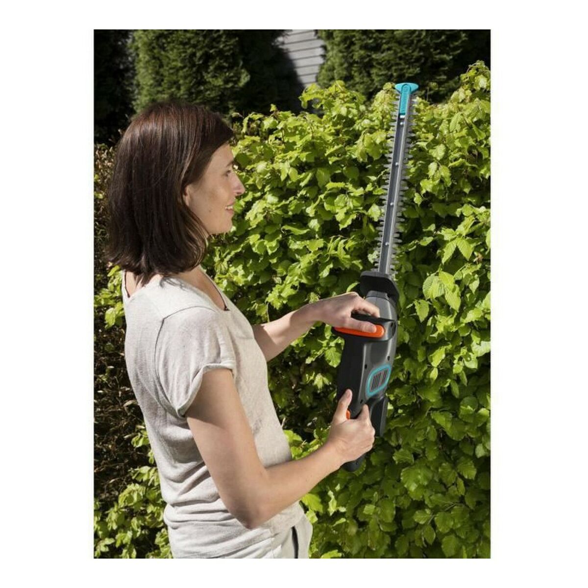 Häcktrimmer Gardena EasyCut 14,4 V 2 Ah - 2