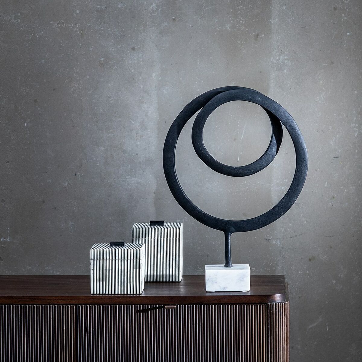 Prydnadsfigur Vit Svart Aluminium Marmor 34 x 10,5 x 47 cm - 2