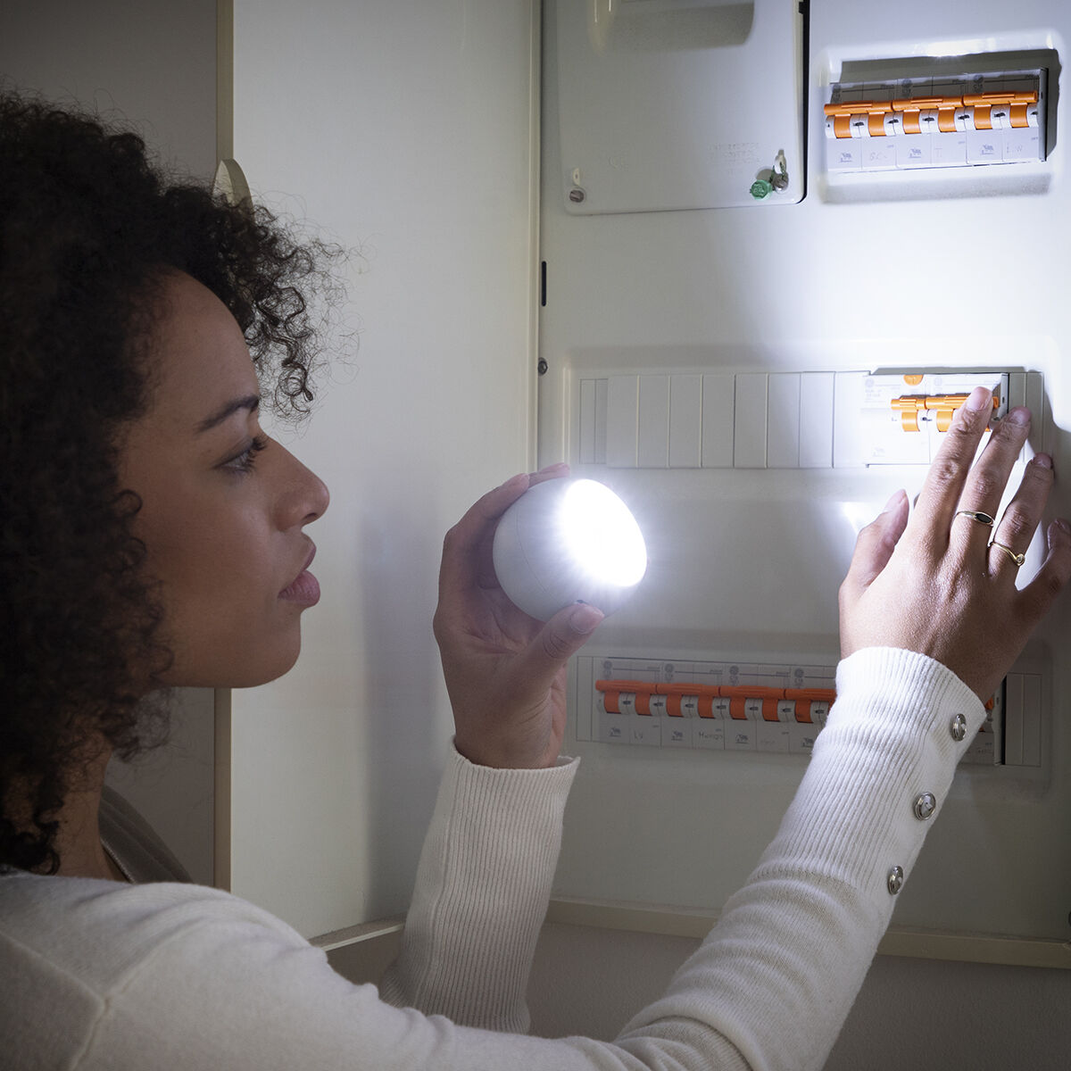 LED-lampa med rörelsesensor Maglum InnovaGoods - 6
