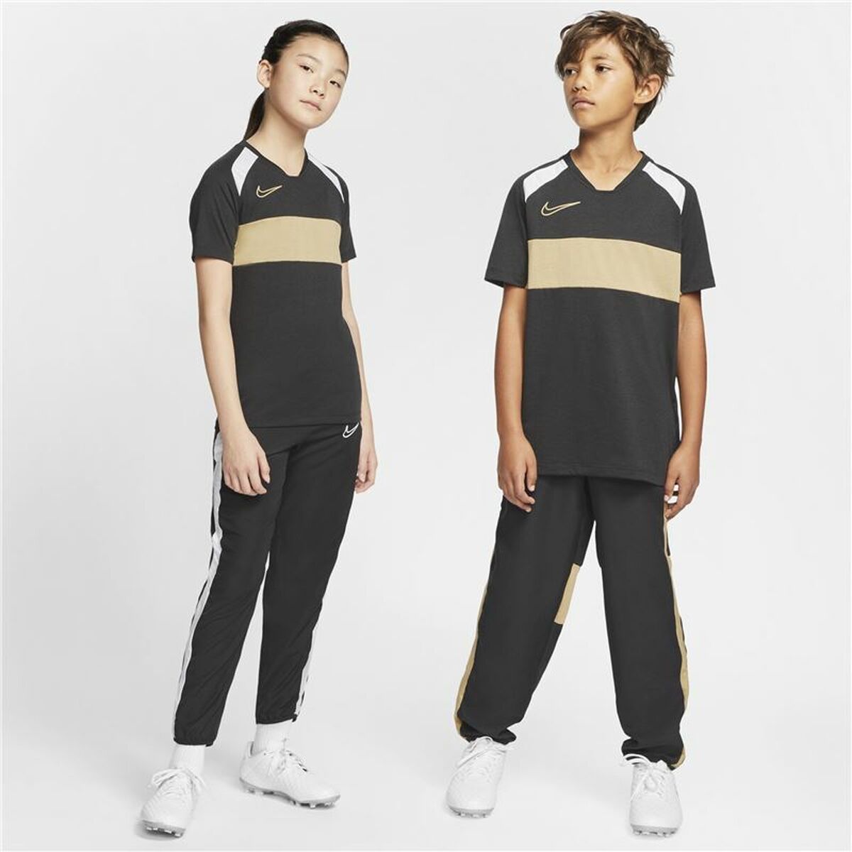 T-shirt med kortärm Herr Nike Dri-FIT Svart - 4