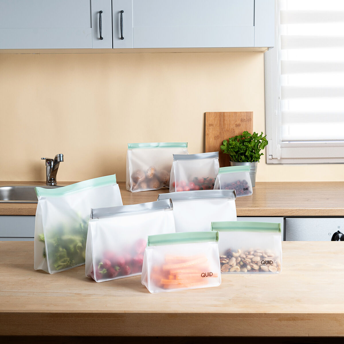Set med återanvändningsbara livsmedelspåsar Quid Rico Plast Zip 8 Delar - 2