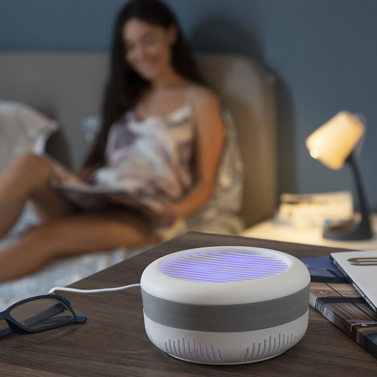 Myggavvisande lampa med insug och väggstöd KL Lite InnovaGoods - 5