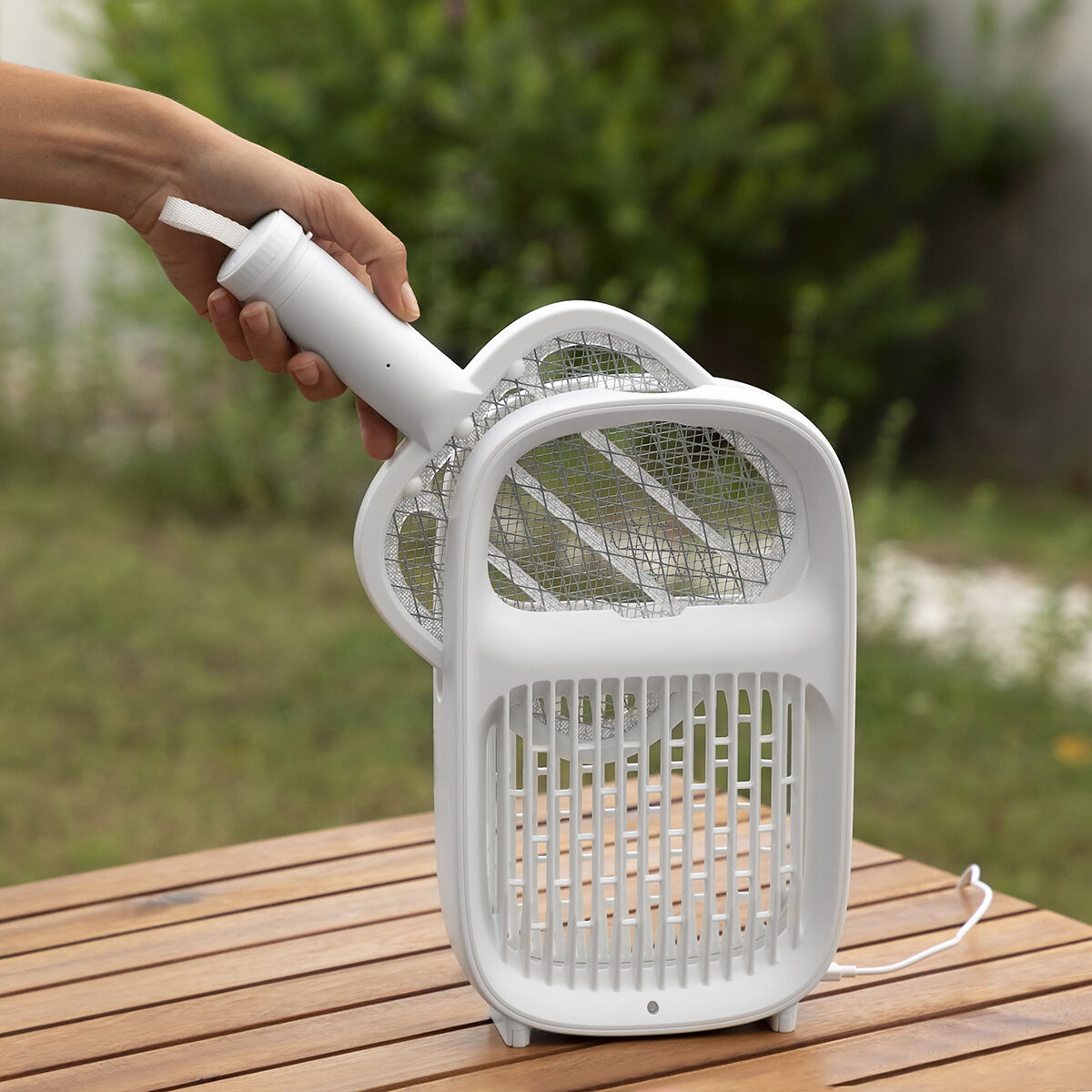 Uppladdningsbar anti-mygglampa och insektsracket 2-i-1 Swateck InnovaGoods - 4