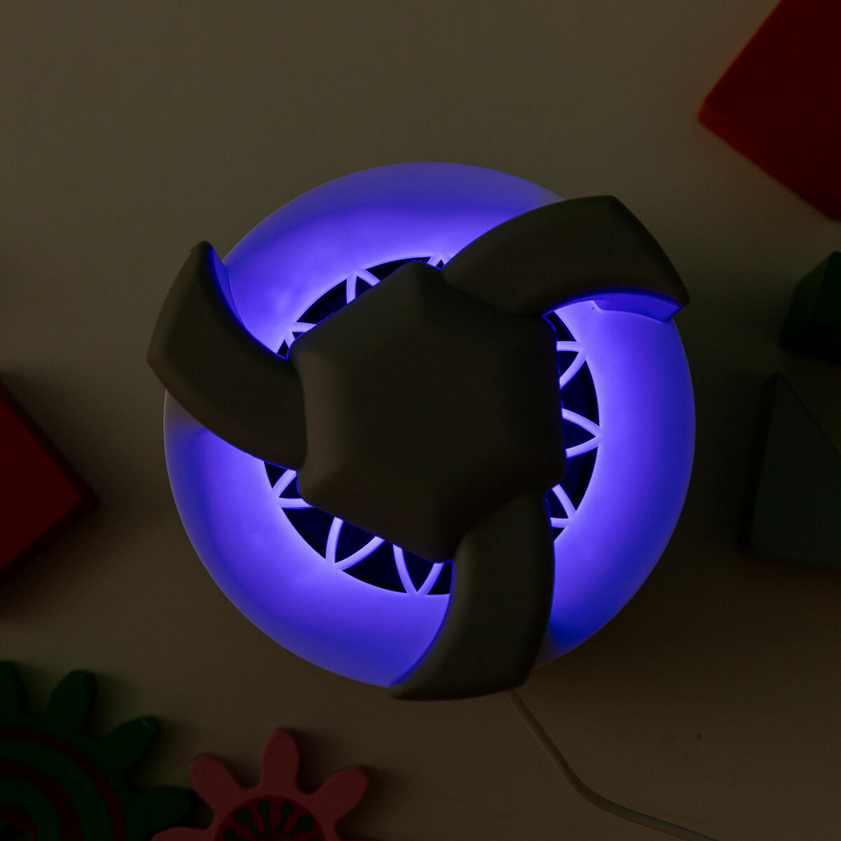 Myggavvisande lampa med insugningsfunktion KL Silen InnovaGoods - 13