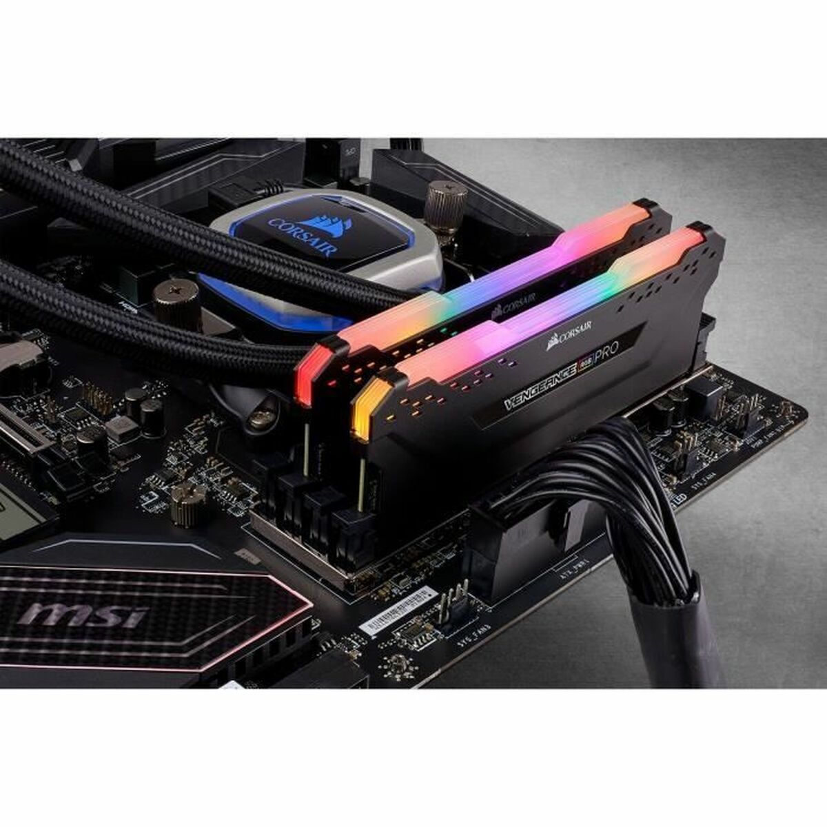 RAM-minne Corsair Vengeance RGB PRO TUF DDR4 16 GB CL16 - 3
