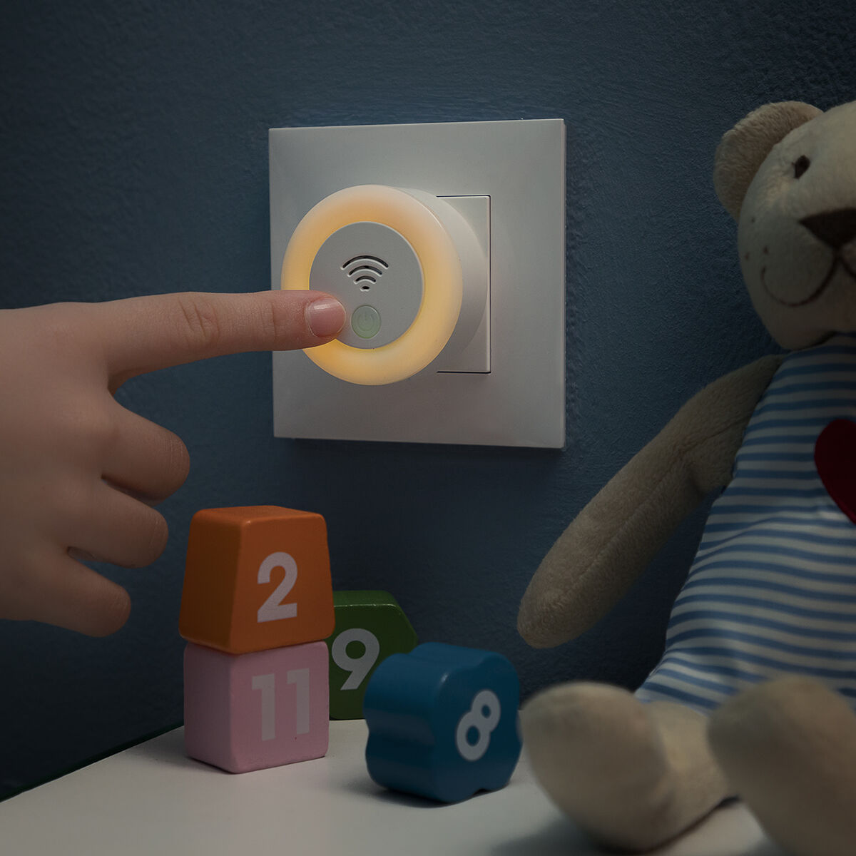 Ultraljudsrepeller med LED KL Litto InnovaGoods - 10