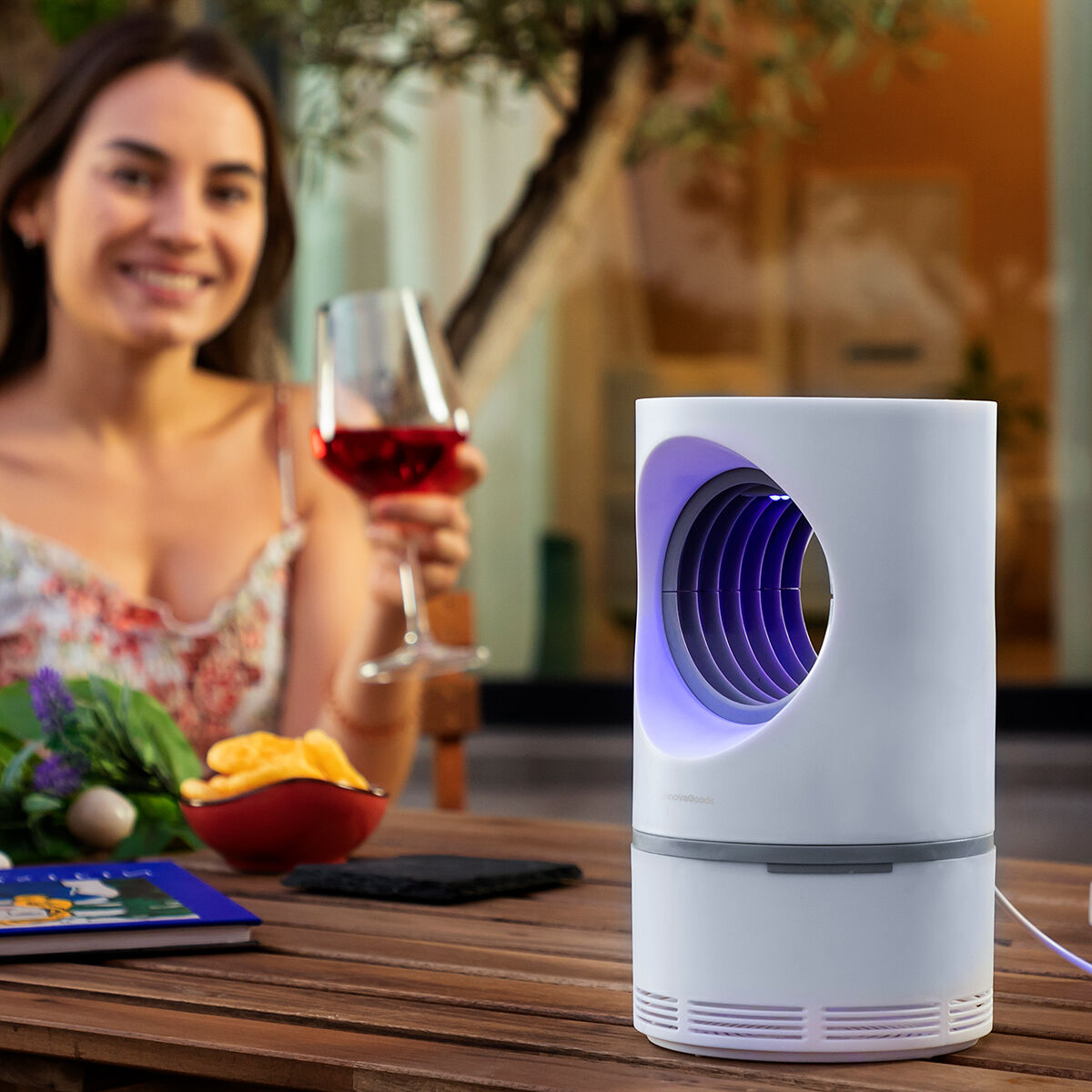 Myggavvisande lampa med insugningsfunktion KL Virvel InnovaGoods - 9