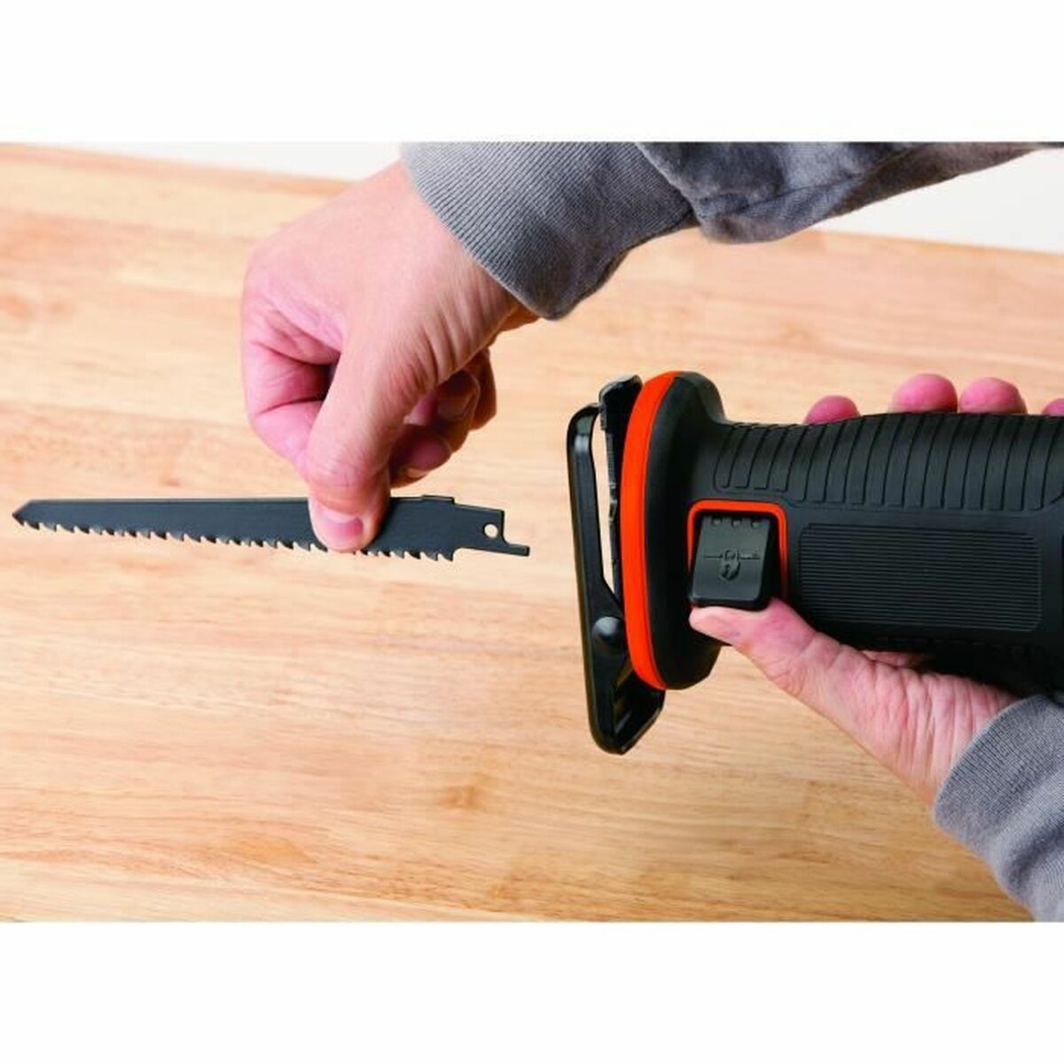 Självsågande såg Black & Decker BDCR18-QW 18 V 15 cm - 2