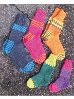 Mönsterstickade sockor i Eko garn (Digitalt)