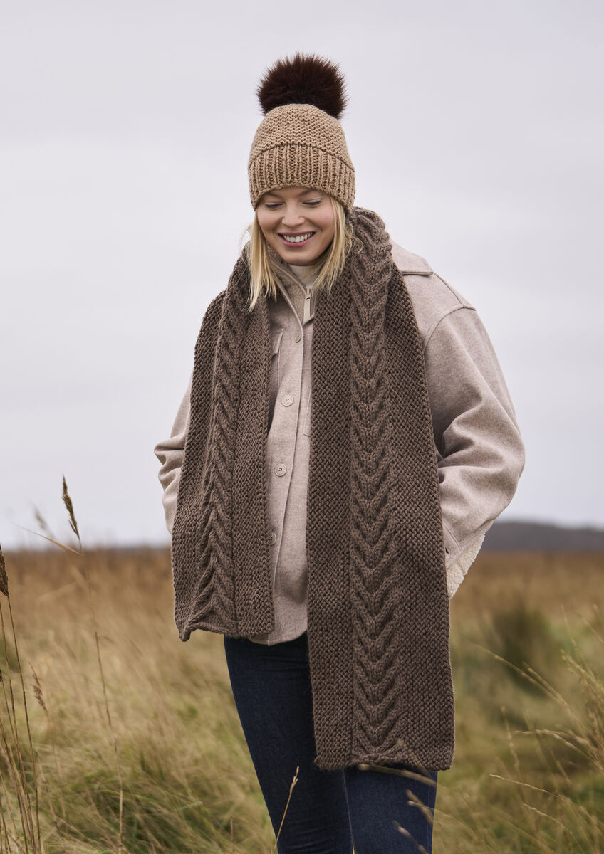 Highoak mössa Isle halsduk i Chunky Wool