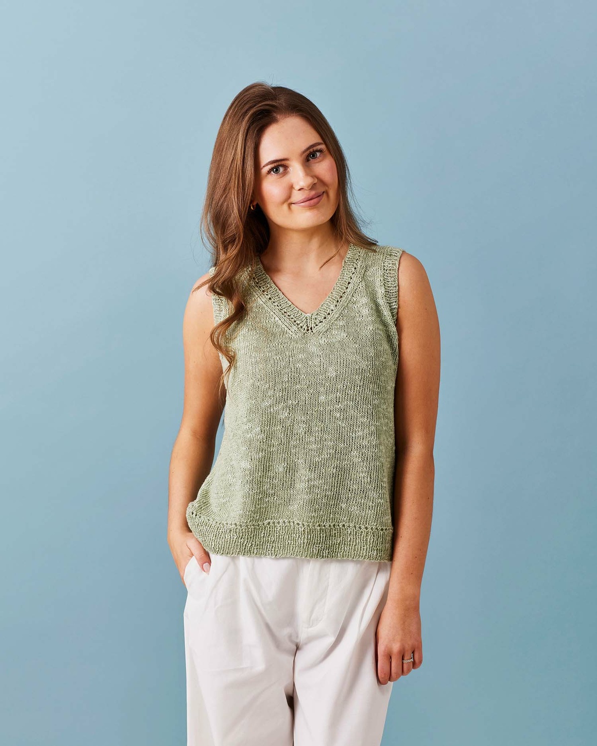 Vringad topp i Scarlet garn från Permin