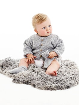Sticka lätt till bebis och barn i aviga och räta maskor!