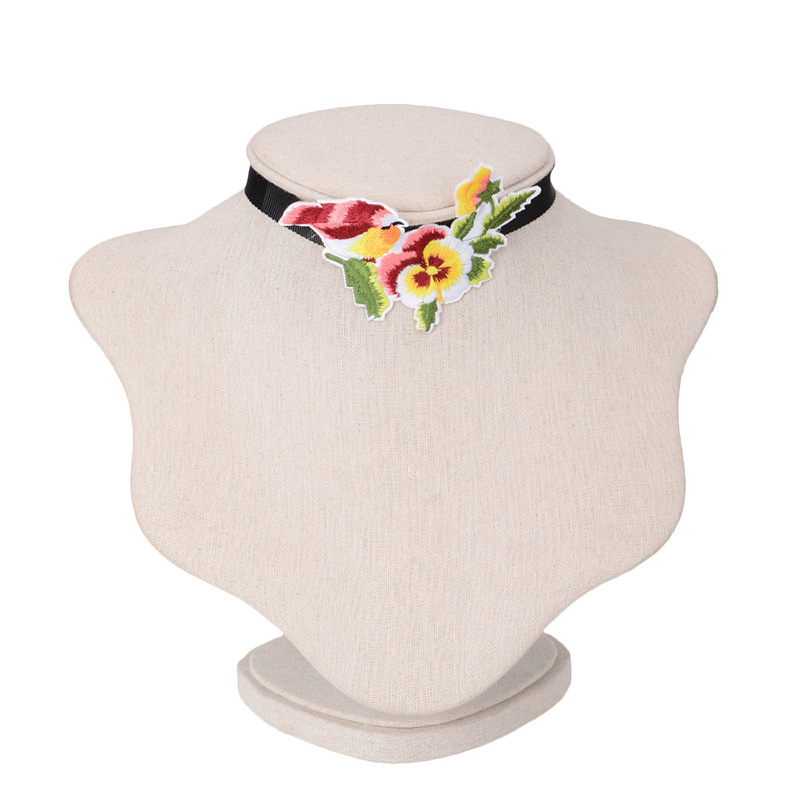 Halsband choker blomma