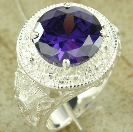 AMETHYST GEMSTONE RING