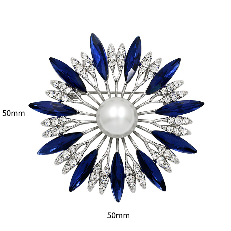 Brooch Crystal Pearl  - 3