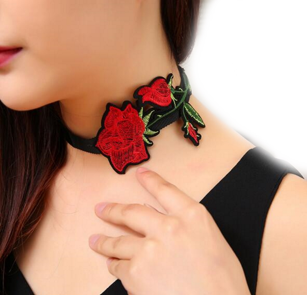 Halsband choker blomma