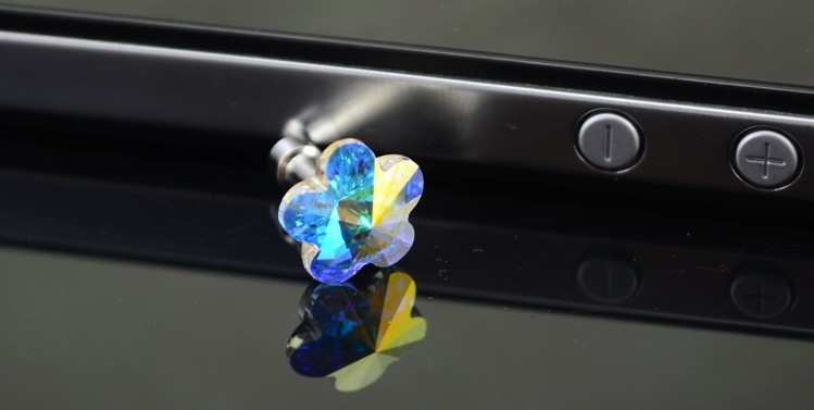 Anti dust proof plugs For iphone 5 4s flower rhinestone stone dust plug 3.5mm - 7