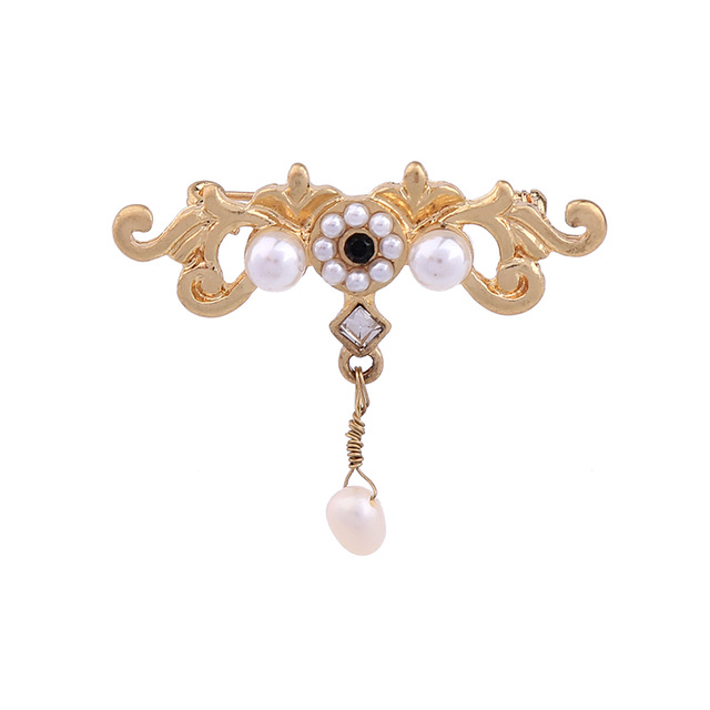Brooch Crystal  Gold Color