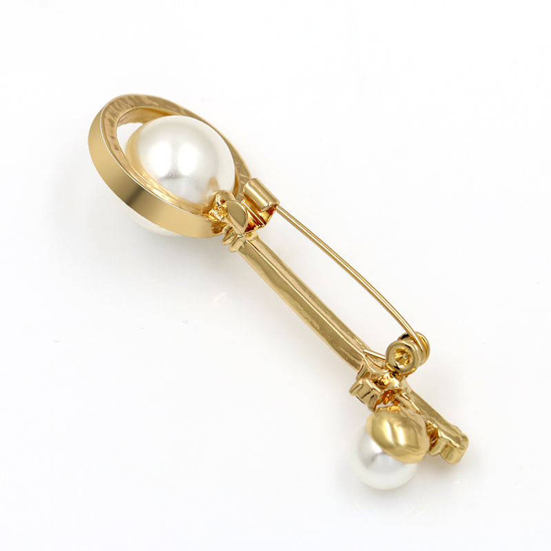 Brooch Crystal Pearl Key  - 4