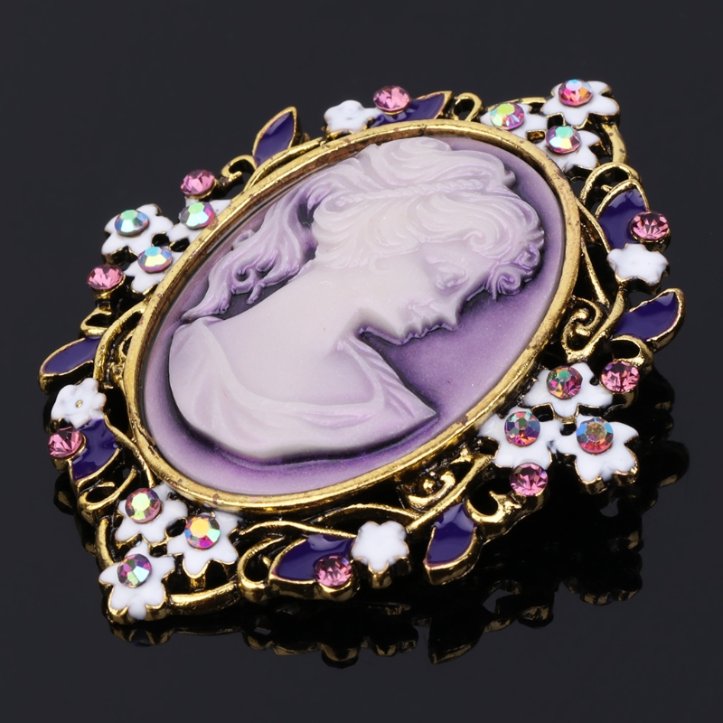 Vintage Cameo Elegant Brooch - 3