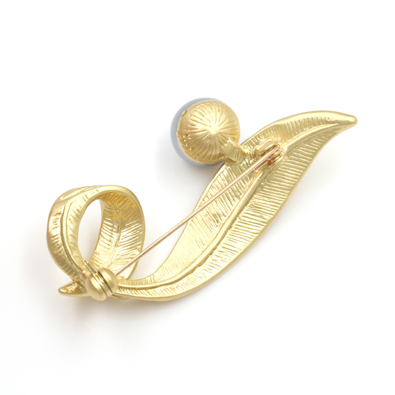 Brooch  - 4