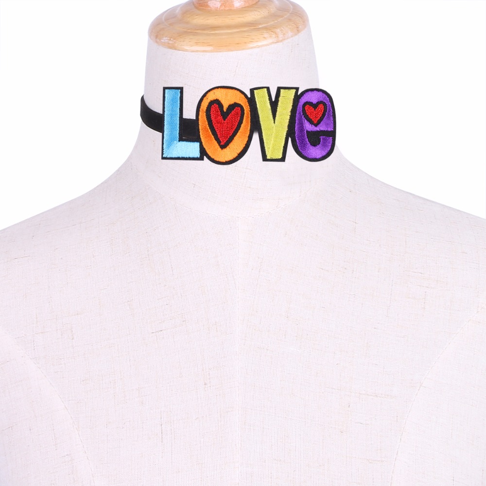 Halsband choker LOVE - 2