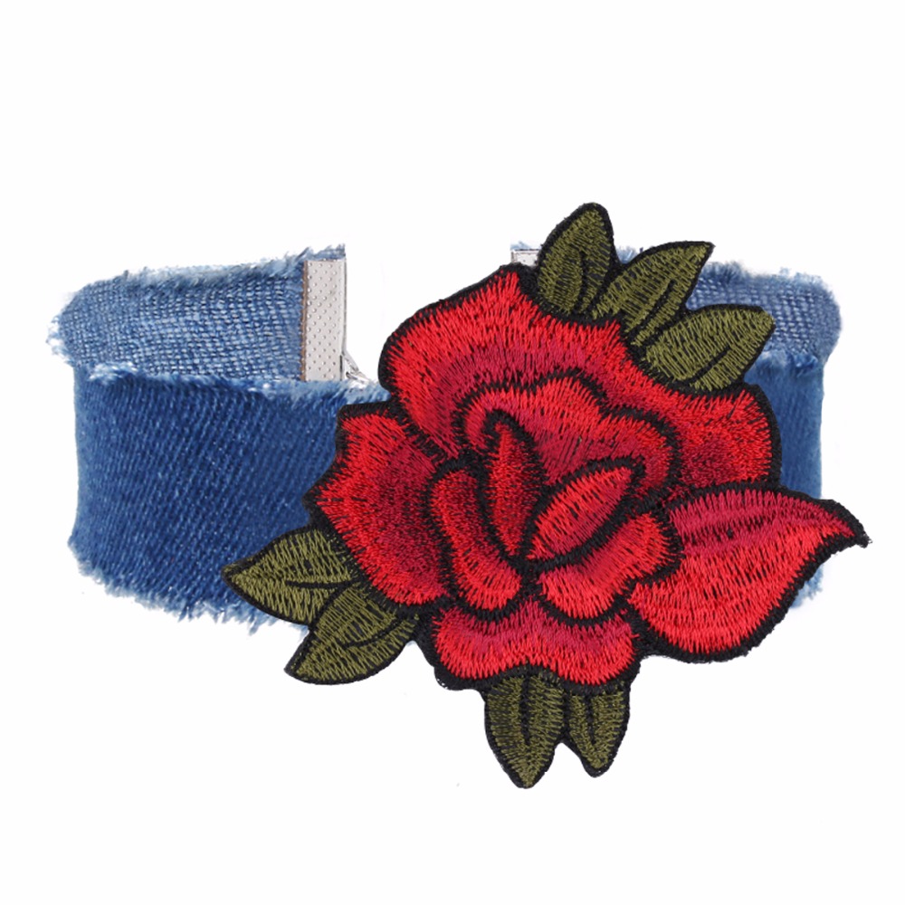 Halsband choker blå jeans blomma