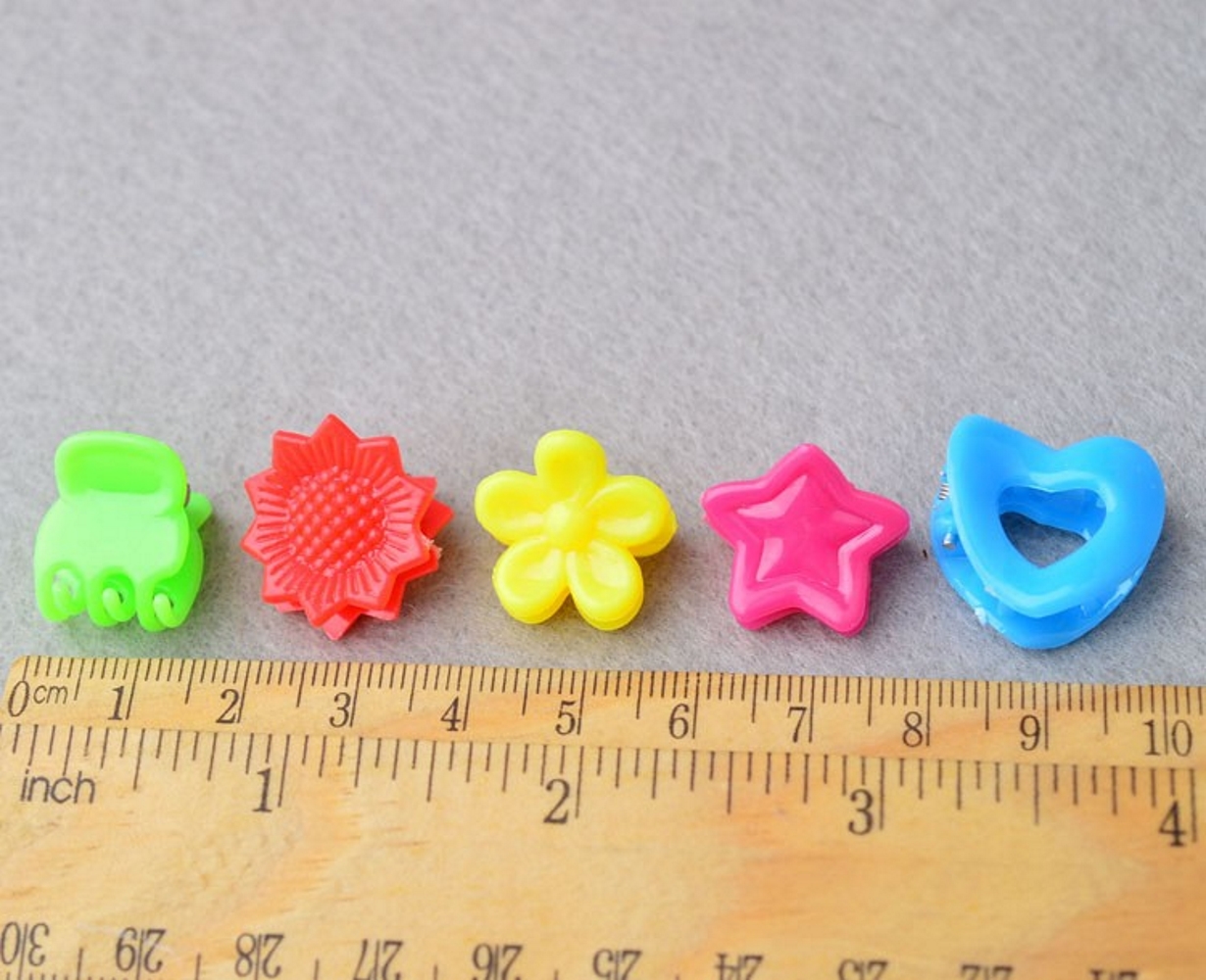 Mini Hair Claw Clamps Flower Heart Plastic Hair Clips 10pcs  - 2