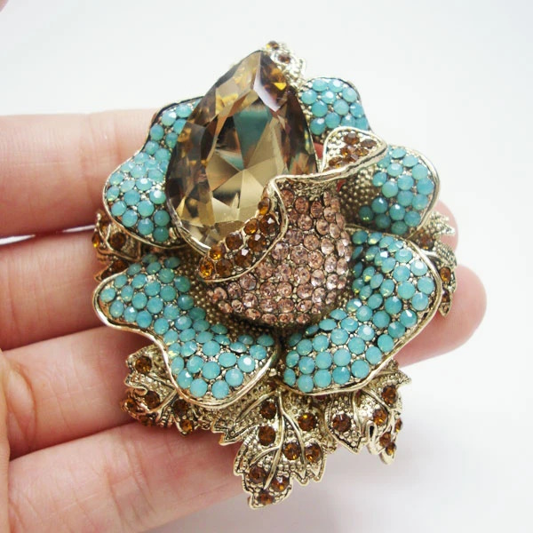 Brooch Crystal  - 6