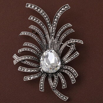Brooch Crystal  Flower