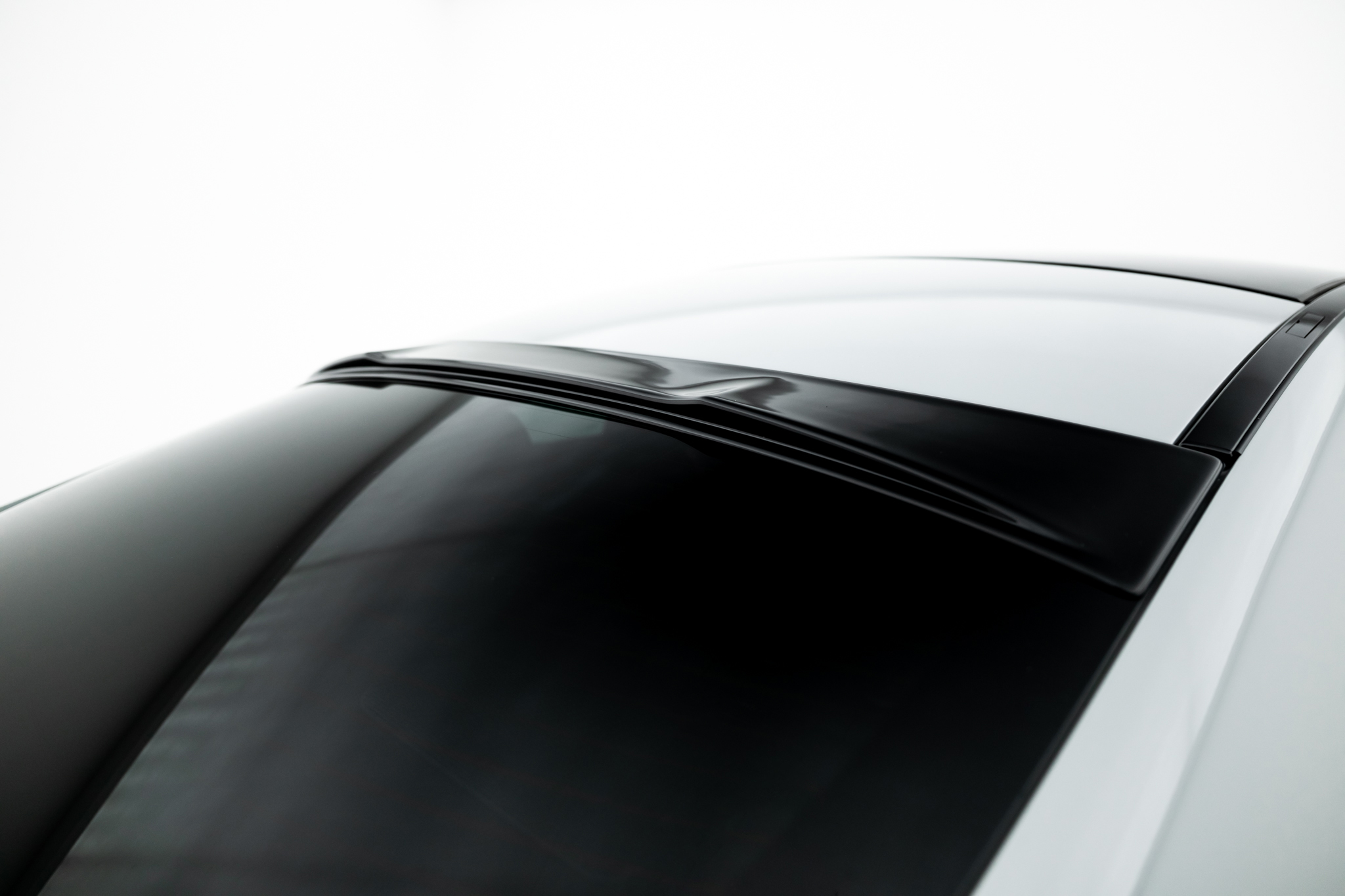 THE EXTENSION OF THE REAR WINDOW SUITABLE FOR MERCEDES-AMG CLE 53 AERO C236 – MAXTON DESIGN - 3