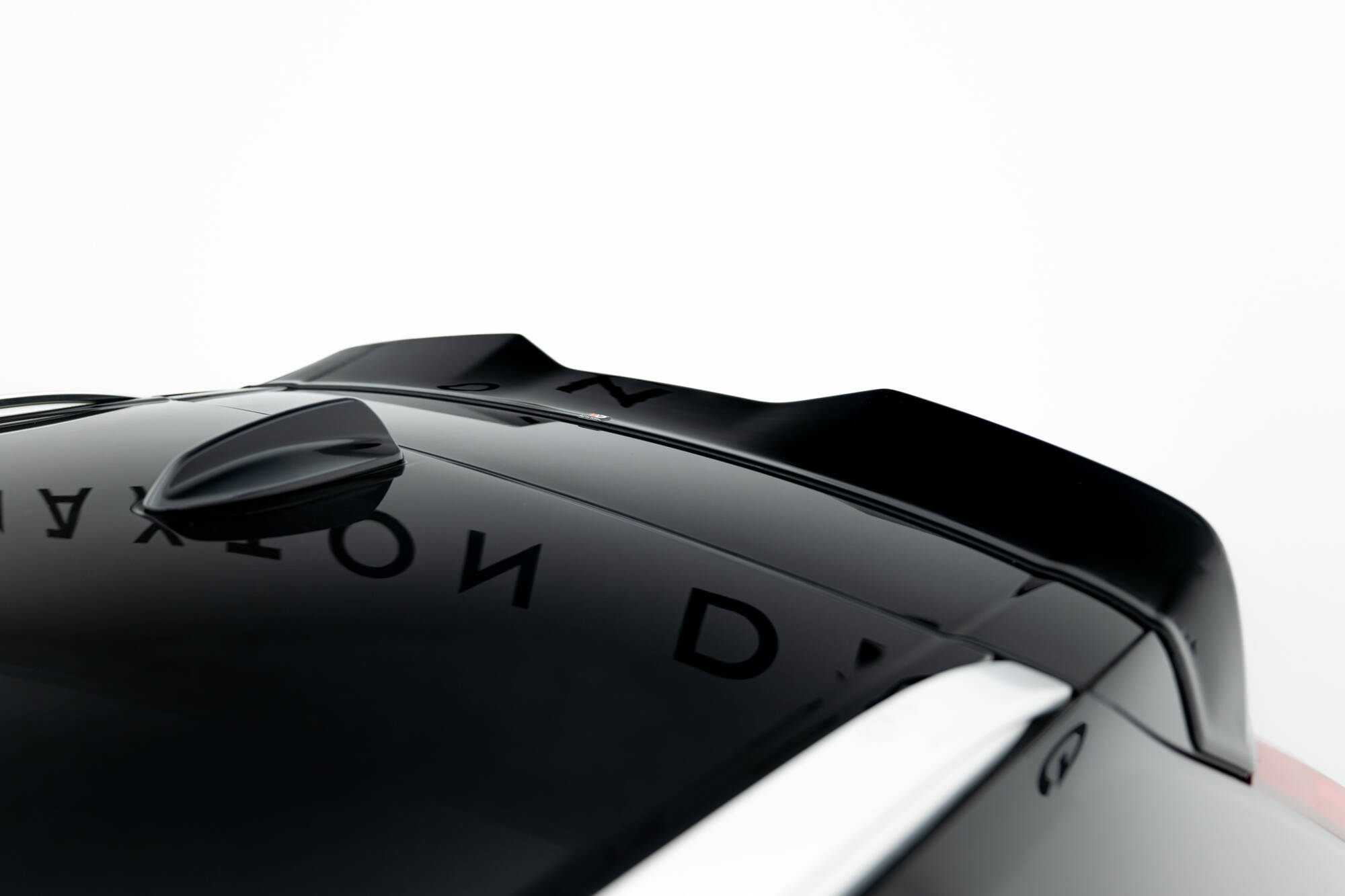 SPOILER CAP 3D SUITABLE FOR VOLVO XC60 MK2 – MAXTON DESIGN - 2