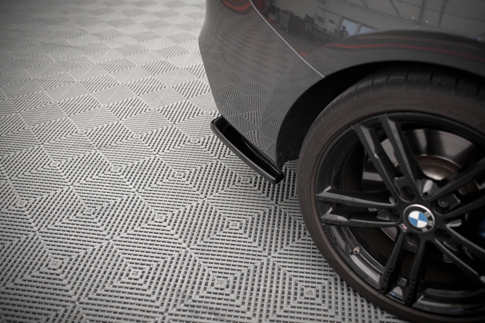 Rear Side Splitters V.2 BMW 1 F20 / F21 Facelift - 4