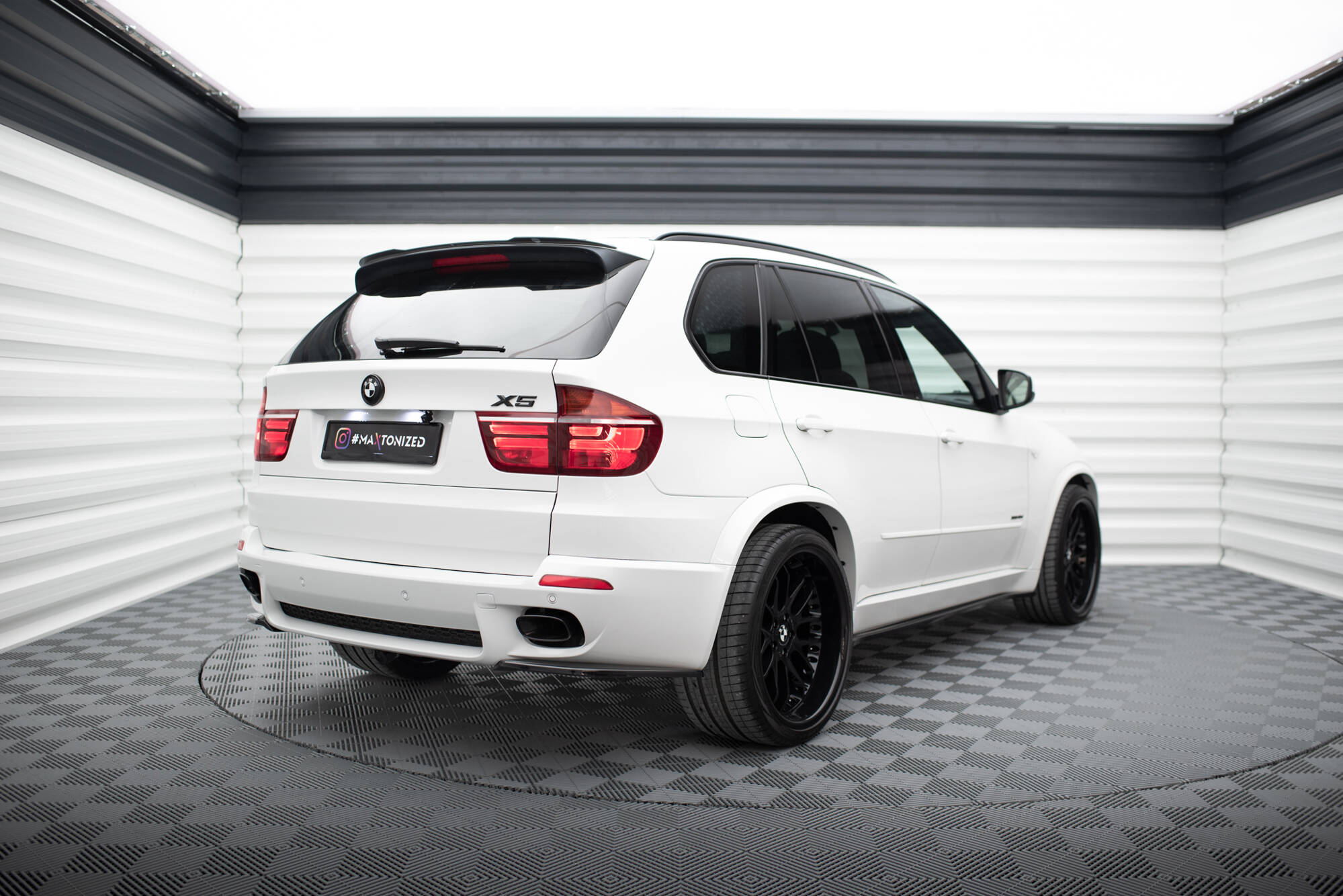 Spoiler CAP BMW X5 E70 Facelift M Sport - 4