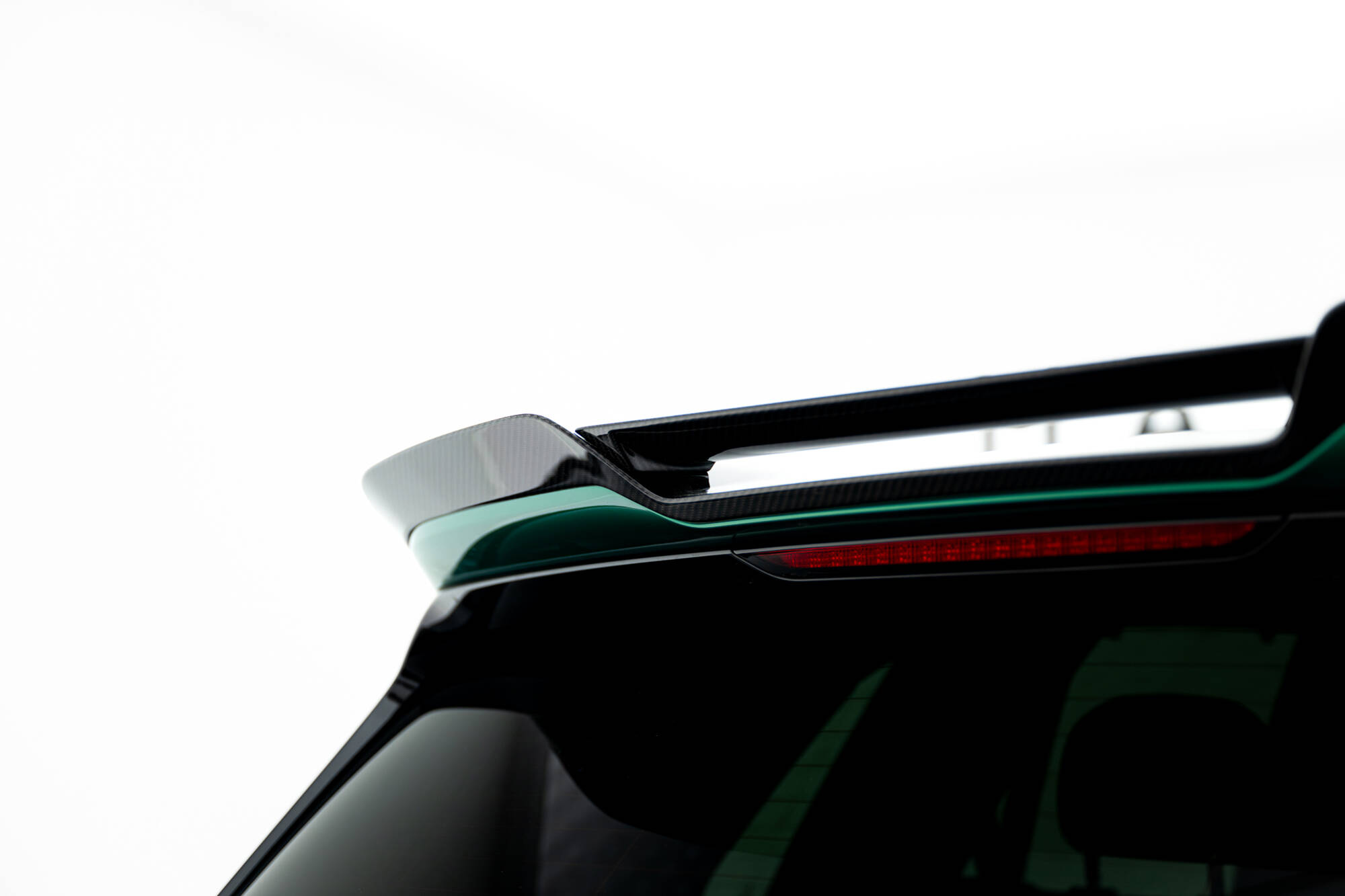 PREPREG CARBON FIBER TAILGATE SPOILER (UPPER) SUITABLE FOR BMW X5 M F95 FACELIFT – MAXTON DESIGN - 4