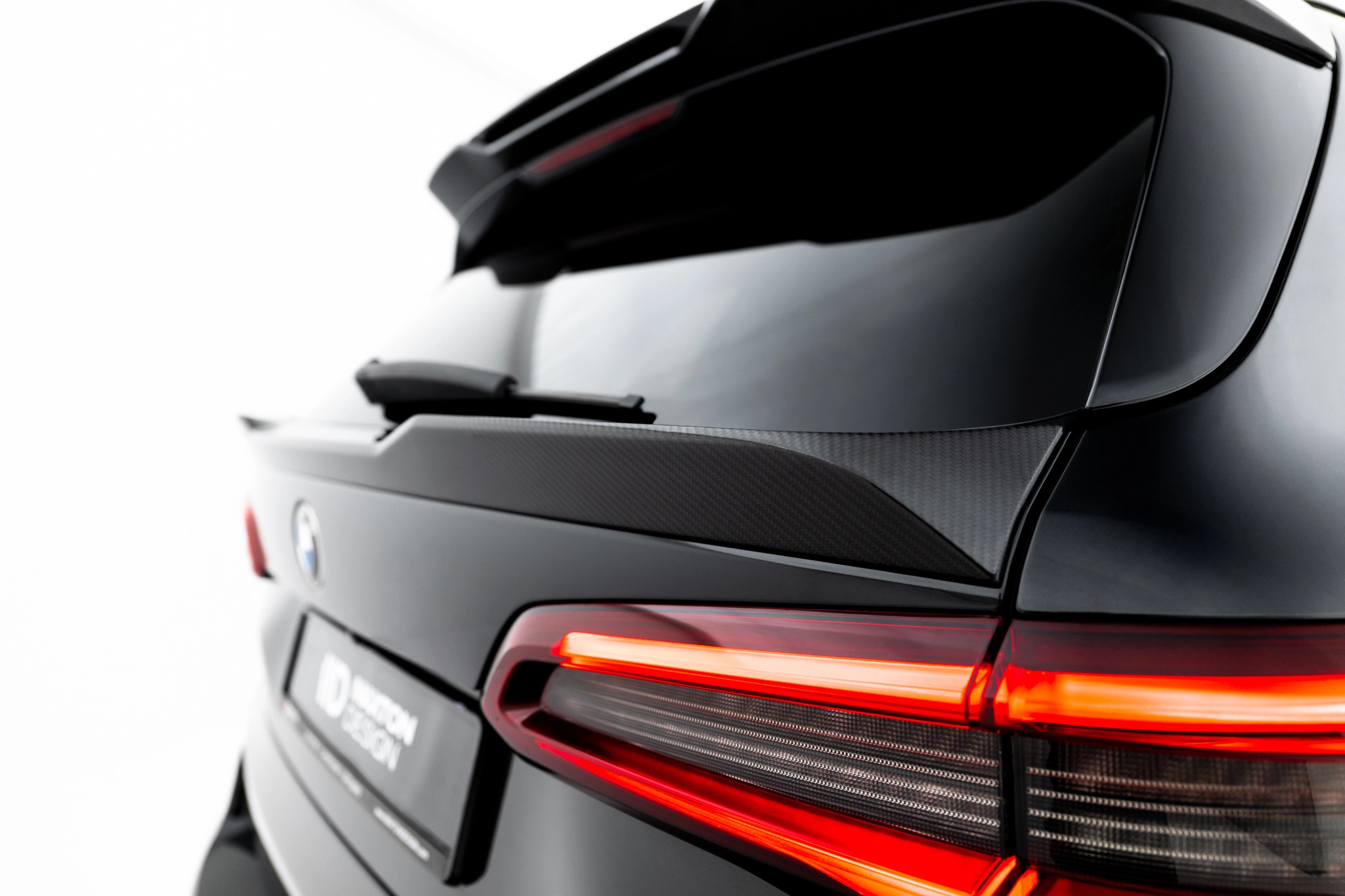 PREPREG CARBON FIBER TAILGATE SPOILER (LOWER) SUITABLE FOR BMW X5 M-PACK G05 – MAXTON DESIGN - 3