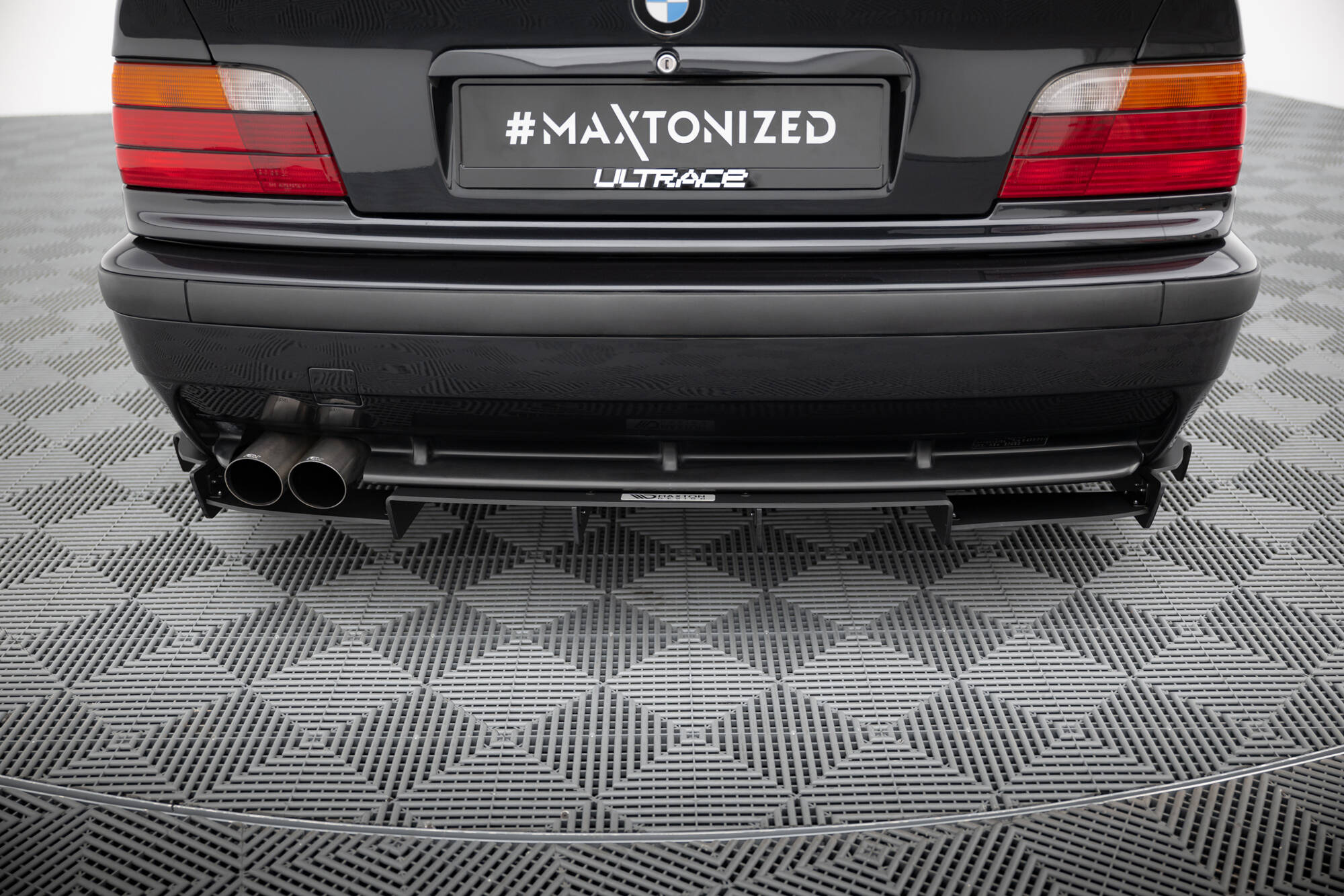 Rear Diffuser BMW M3 / 3 M-Pack E36 Coupe - 8