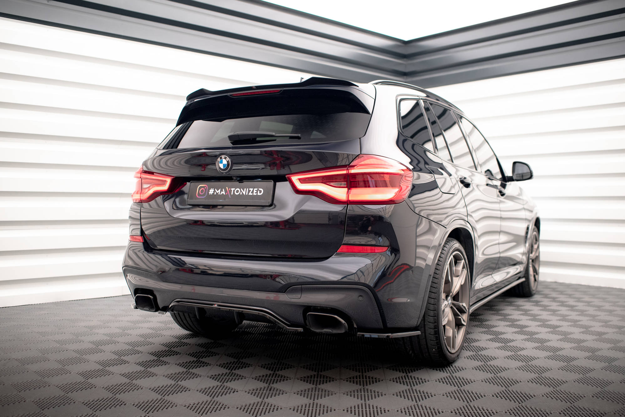 Spoiler CAP BMW X3 M40d / M40i / M-Pack G01 - 2