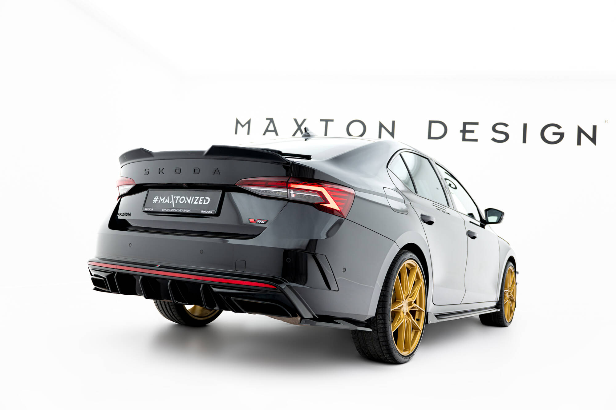 SPOILER CAP 3D SUITABLE FOR SKODA OCTAVIA RS / SPORTLINE / STANDARD LIFTBACK MK4 / MK4 FACELIFT – MAXTON DESIGN - 5