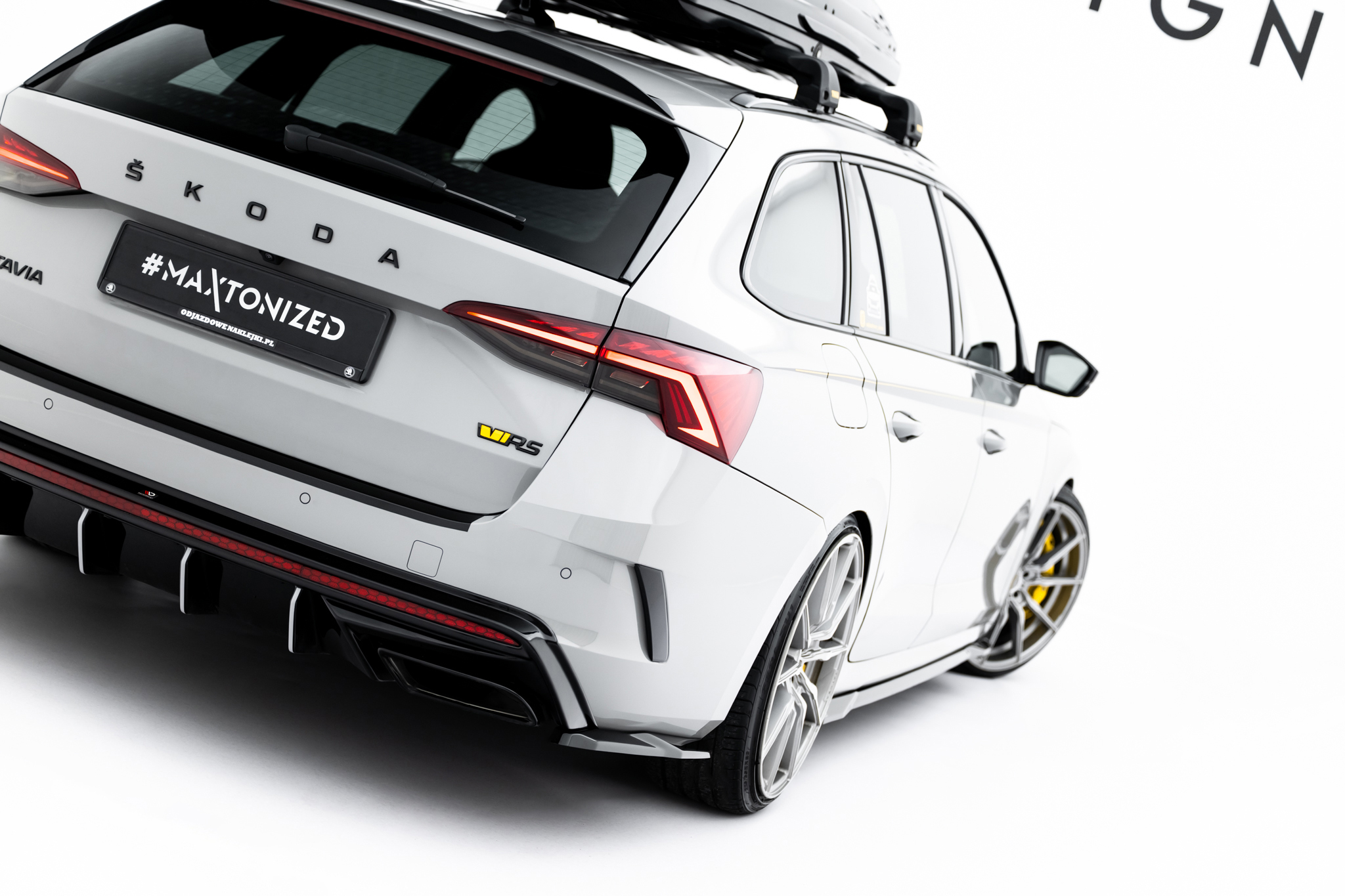 REAR SIDE SPLITTERS V.7 SUITABLE FOR SKODA OCTAVIA RS LIFTBACK / COMBI MK4 – MAXTON DESIGN - 6