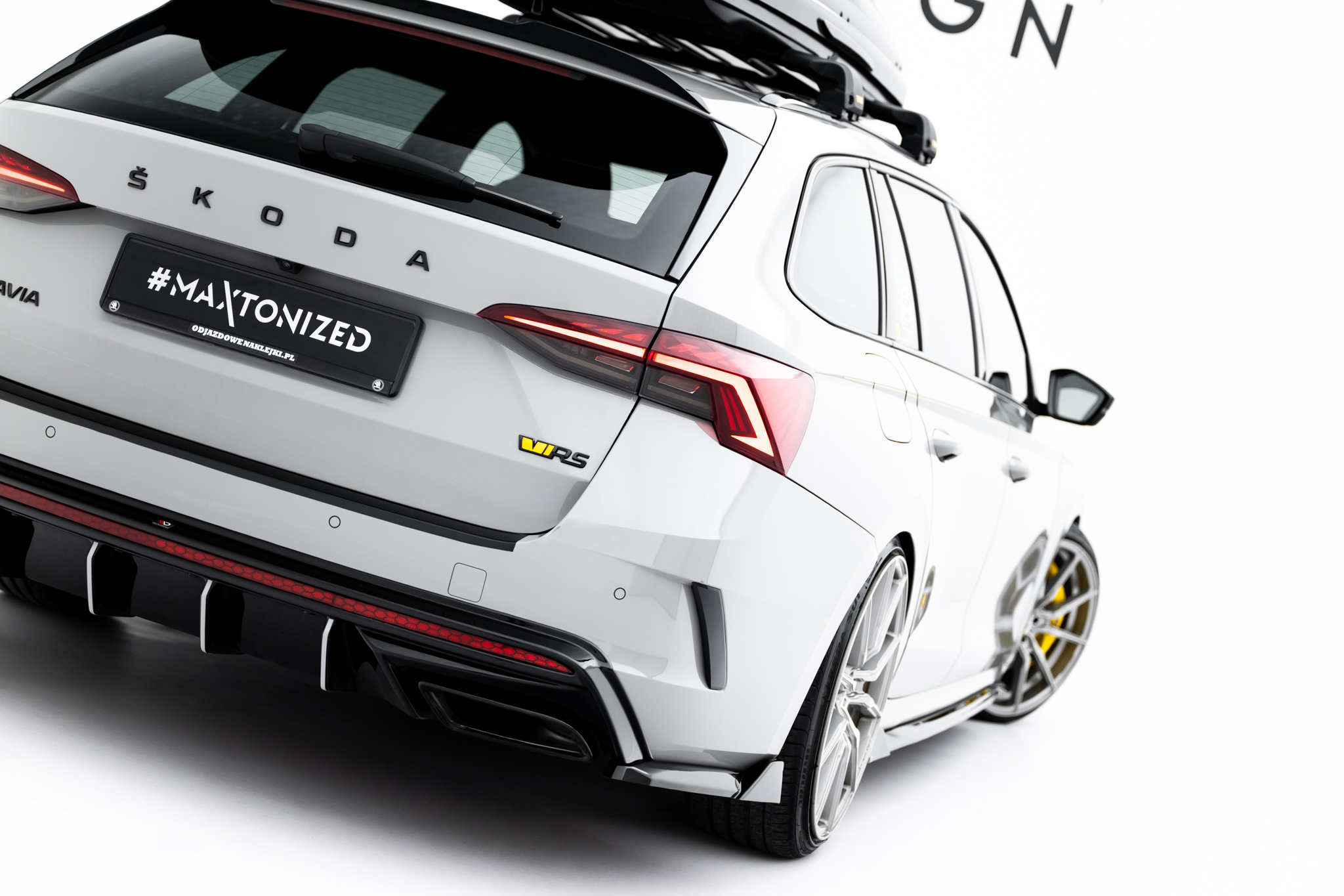 REAR SIDE SPLITTERS V.8 SUITABLE FOR SKODA OCTAVIA RS LIFTBACK / COMBI MK4 – MAXTON DESIGN - 6