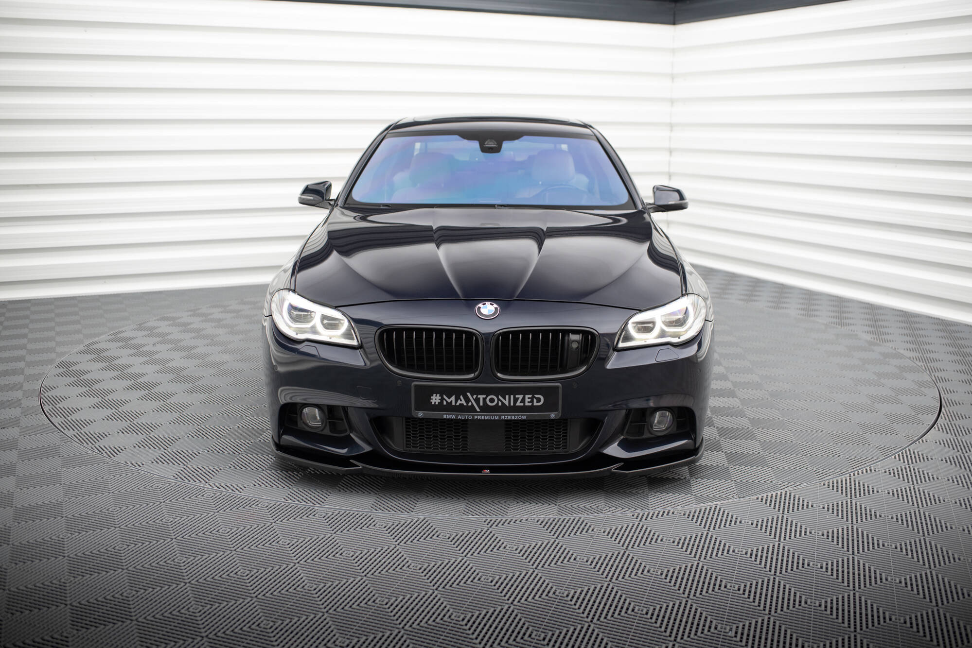 Front Splitter V.4 BMW 5 F10/F11 M-Sport - 3