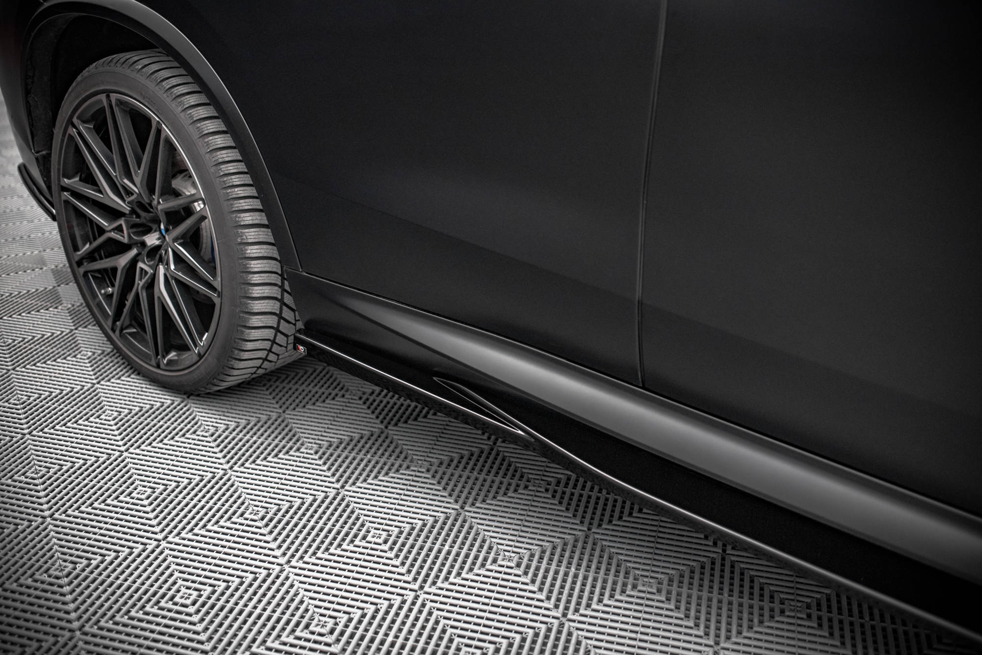 Side Skirts Diffusers BMW X5M F95 - 2