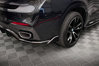 Central Rear Splitter (Vertical Bars) BMW X6 M Sport F16