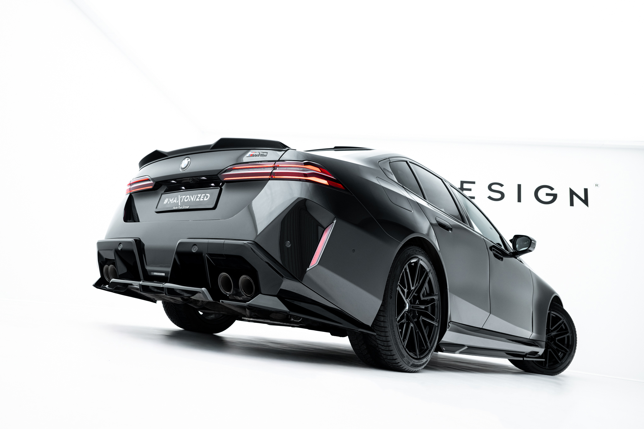 REAR SPLITTER (WITH VERTICAL BARS) SUITABLE FOR BMW M5 SEDAN / TOURING G90 – MAXTON DESIGN - 3