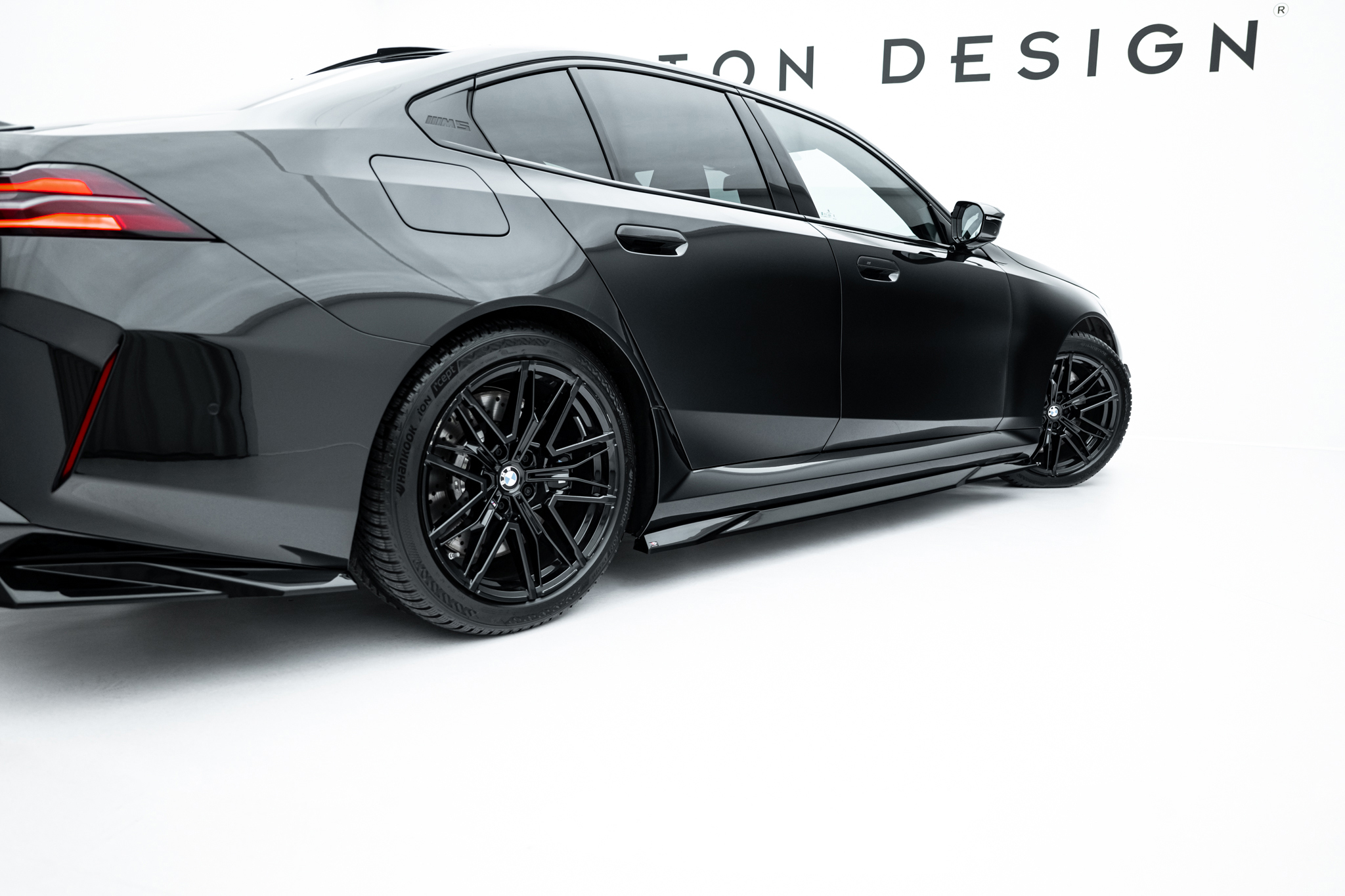 SIDE SKIRTS DIFFUSERS SUITABLE FOR BMW M5 SEDAN / TOURING G90 – MAXTON DESIGN - 4