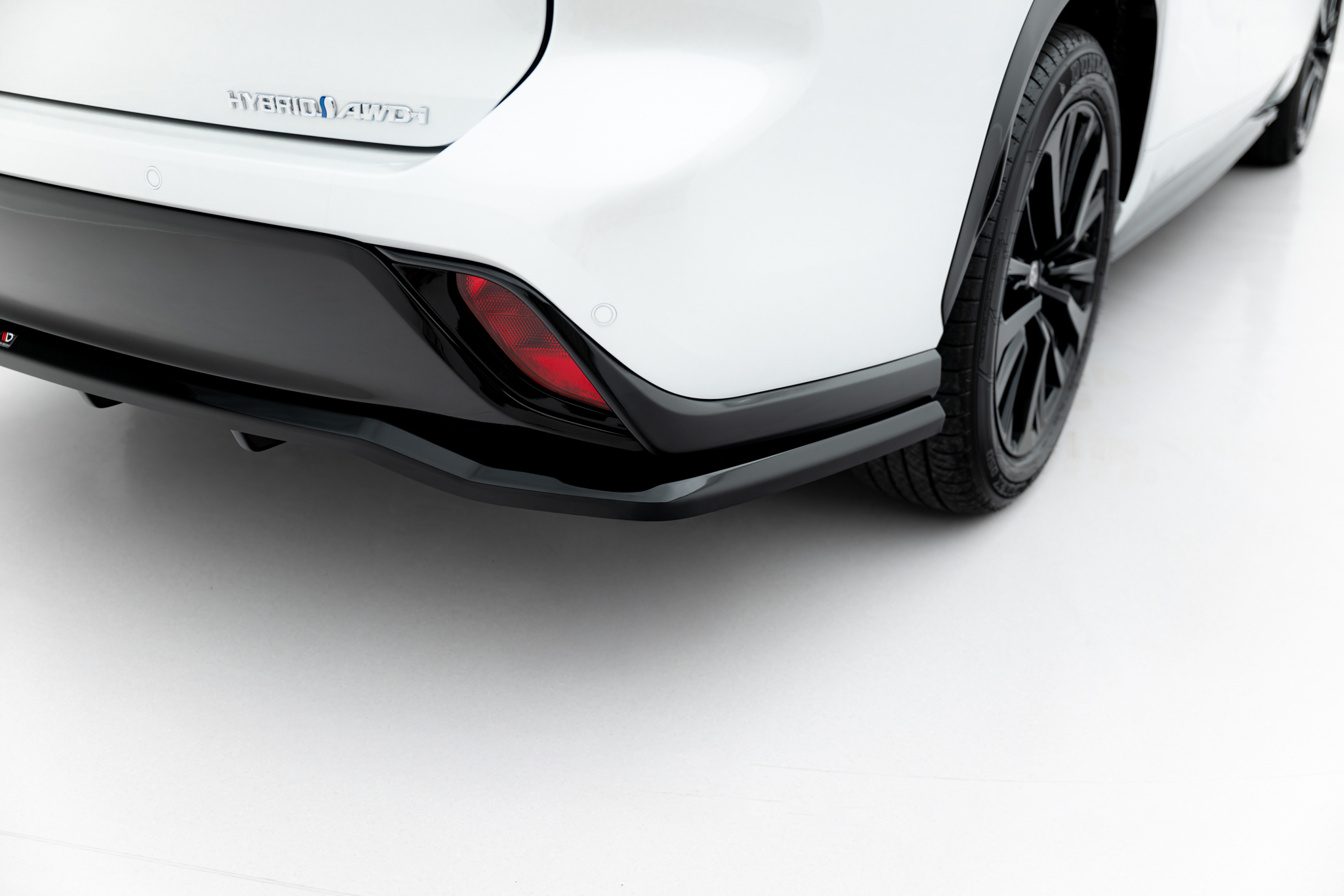 REAR SPLITTER (WITH VERTICAL BARS) SUITABLE FOR TOYOTA HIGHLANDER MK4 – MAXTON DESIGN - 2