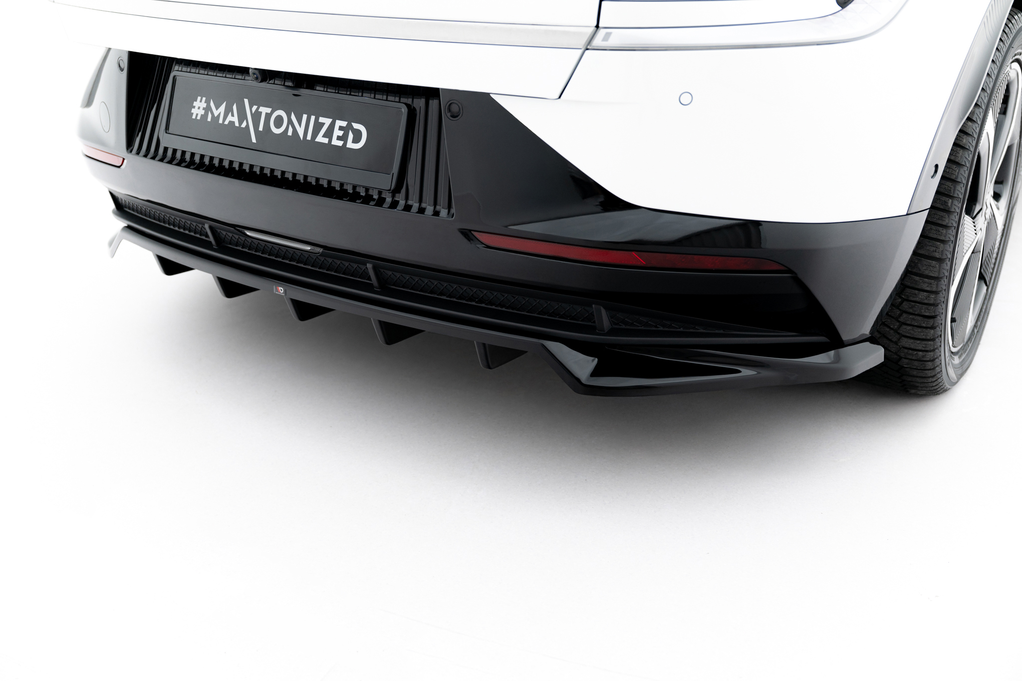 REAR SPLITTER (WITH VERTICAL BARS) SUITABLE FOR KIA EV6 MK1 – MAXTON DESIGN - 4